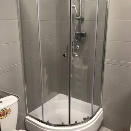 Studencka Street Apartman *